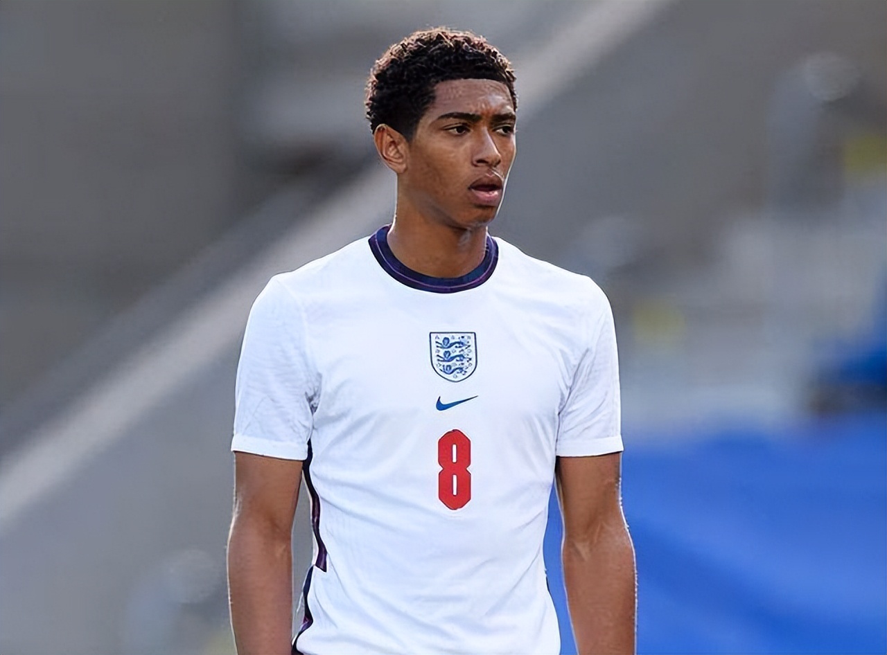 中超赛报：山东泰山主场战胜武汉三镇＂,（中超快讯：山东泰山主场击败武汉三镇）