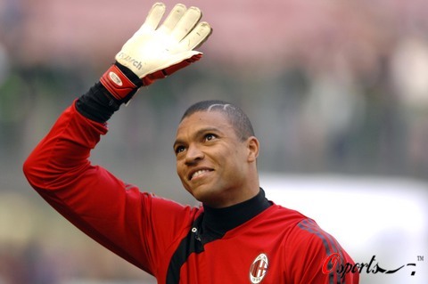 北青：邵佳一首期国足集训最早明年1月，将推进年轻化进程