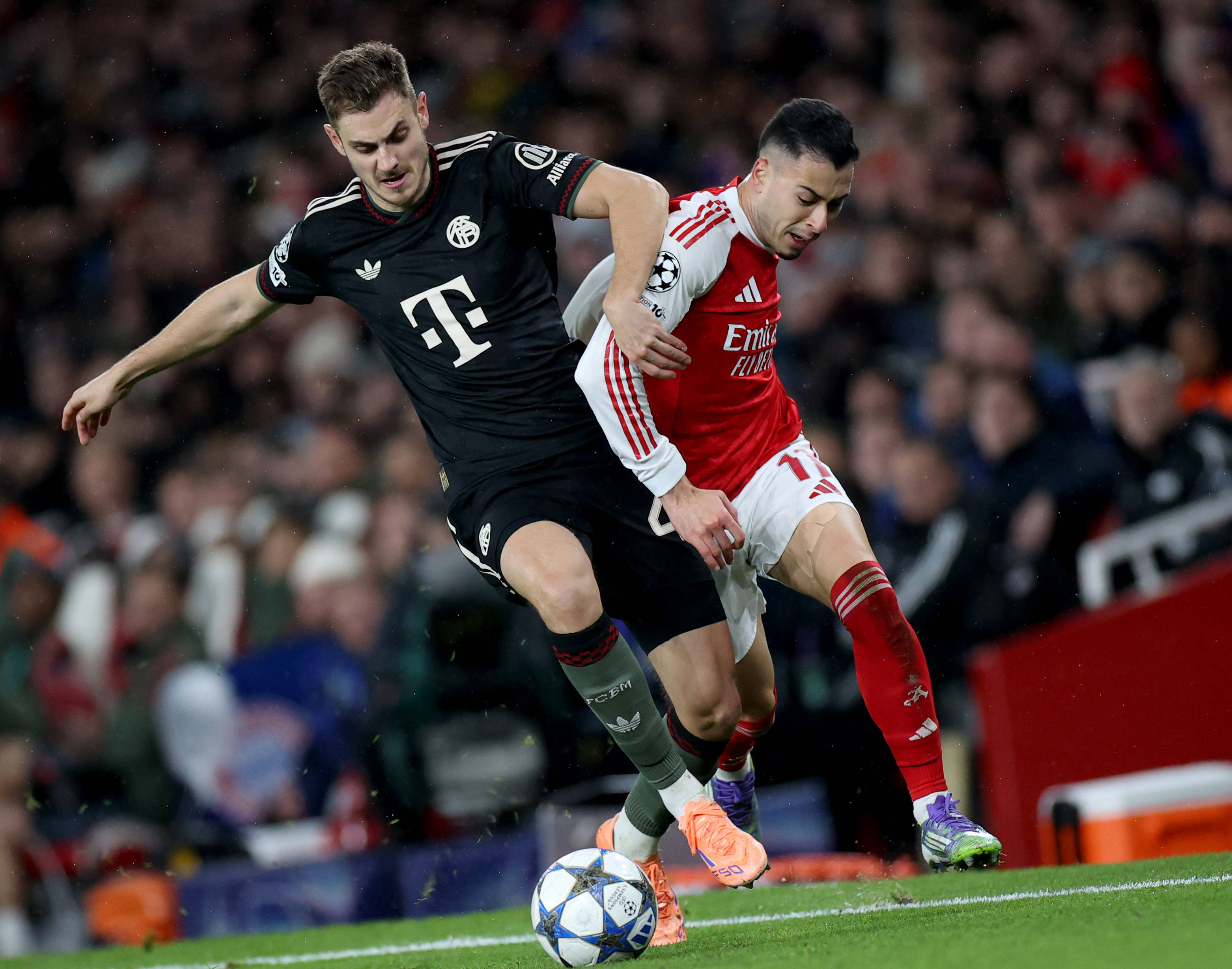 安徽阜阳：阜南县中小学生篮球联赛圆满收官！（安徽阜阳：阜南县中小学生篮球联赛落下帷幕）