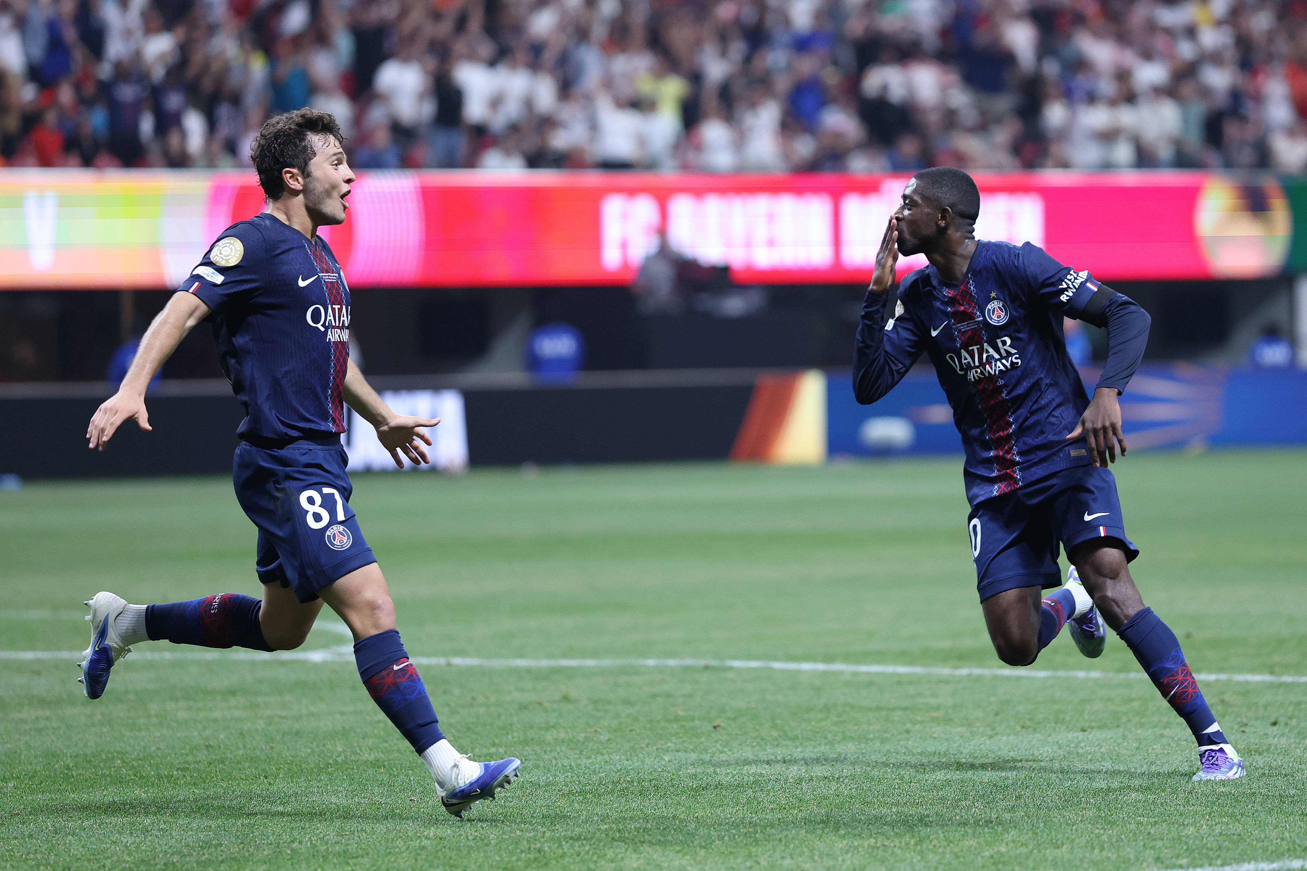 马明宇隔空给邵佳一加油：非常期待佳一率领国足走出低谷（马明宇隔空为邵佳一打气：期待佳一带领国足走出低谷）