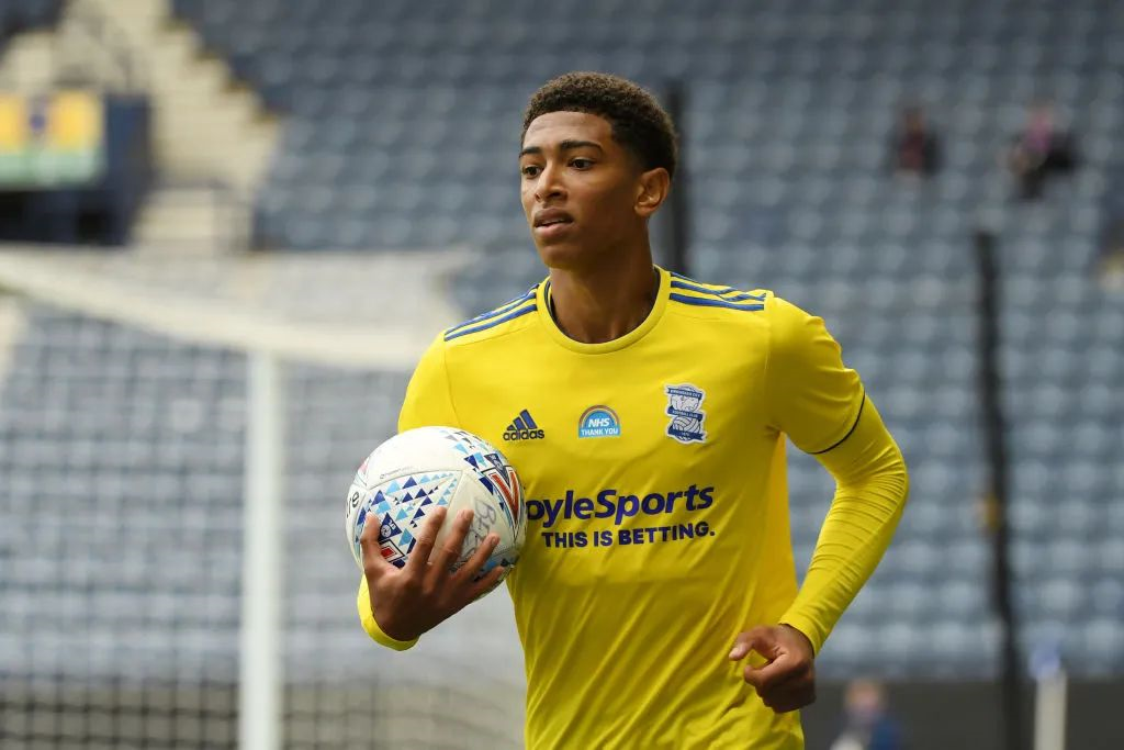 热议邵佳一上任：挑战与机遇并存，能带来更多的血性