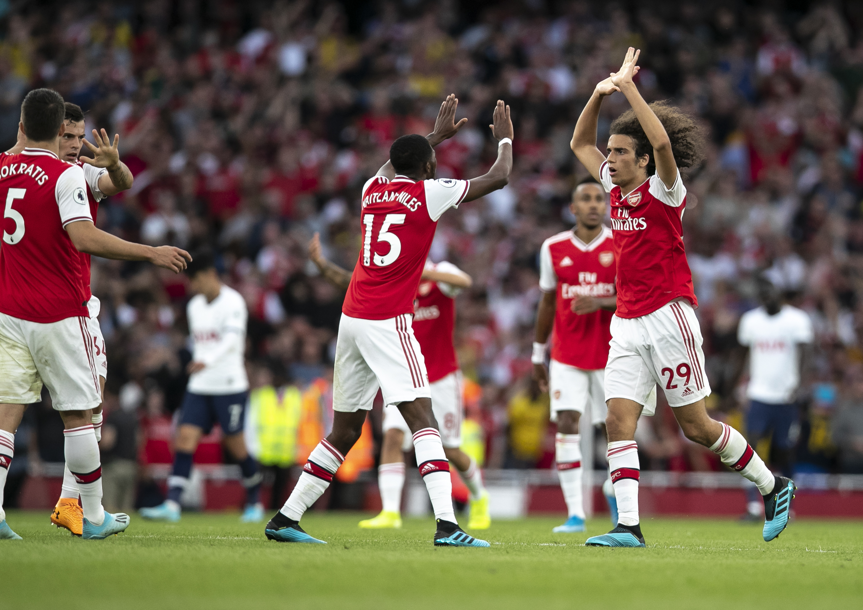 国安引援锁定两大强援，中超突破王+中国姆巴佩或携手加盟（国安锁定两大强援，中超突破王与中国姆巴佩有望联袂加盟）