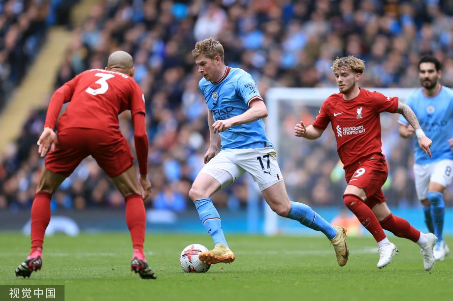 林加德参加综艺展示自己在首尔的生活，住豪华公寓+喜欢护肤