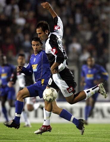 马拉多纳之子力挺孔蒂：他是足球史上最具冠军底蕴的教练之一（马拉多纳之子站台孔蒂：他是足坛最具冠军气质的名帅之一）