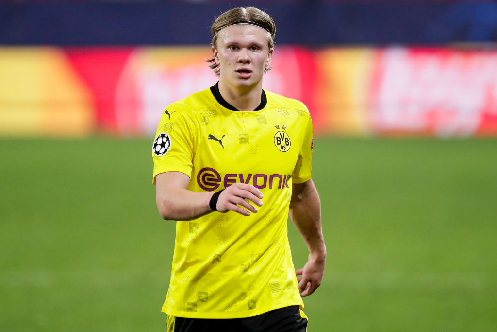 简直令人叹为观止，11年前的今天，拉姆塞打进了欧冠历史上最伟大的进球之一