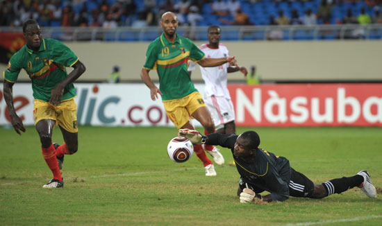 齐沃：马竞的特点与米兰类似；索默是一号门将；我欣赏迪乌夫（齐沃点评：马竞风格近似米兰，索默是头号门将，并称赞迪乌夫）