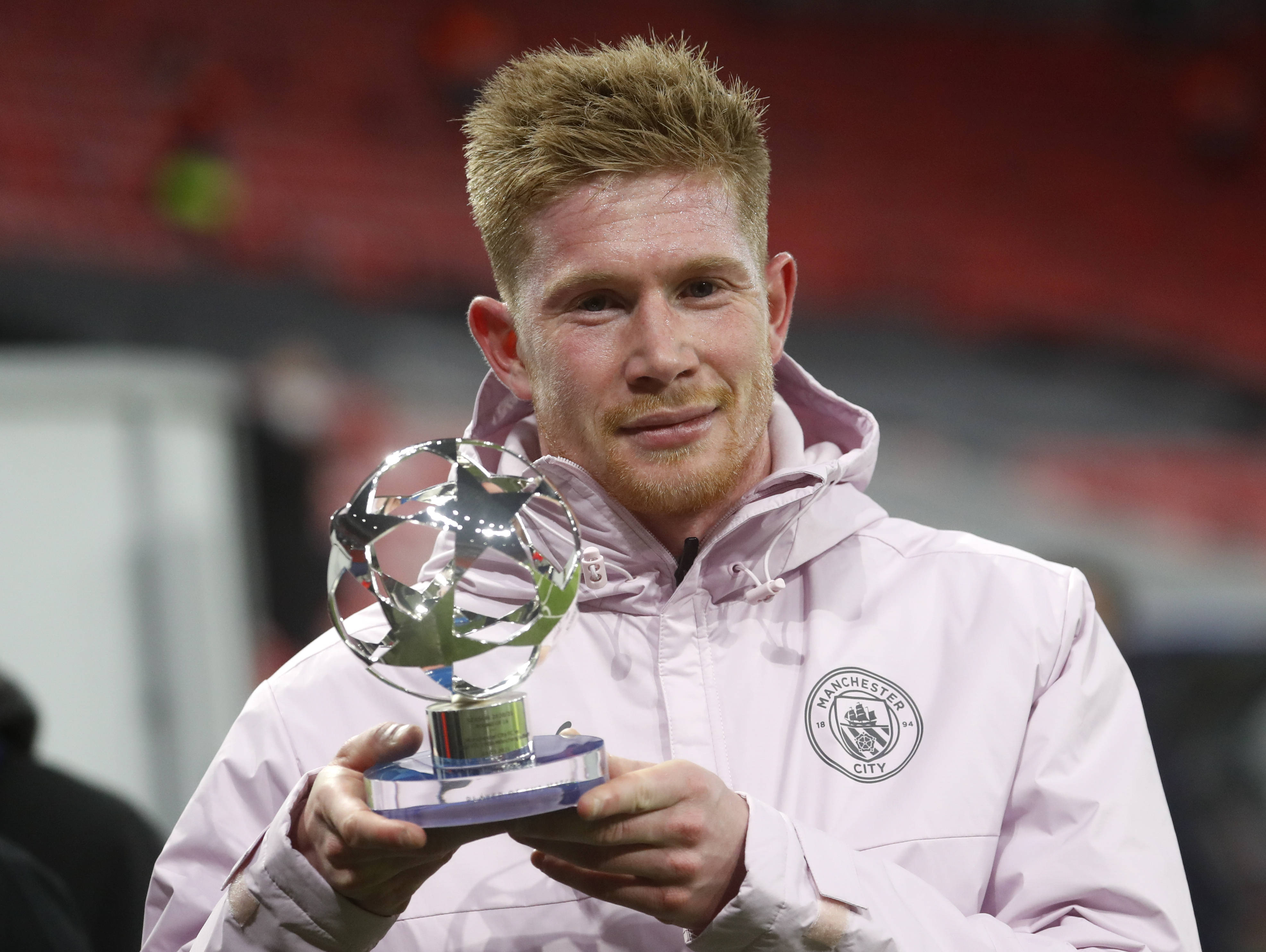 进球击溃利物浦！吉布斯·怀特生涯首次连续3场英超进球（吉布斯·怀特英超生涯首次三连斩，进球重创利物浦）