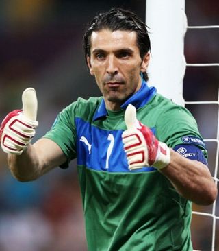 意大利杯战报：扎卡尼一击制胜，拉齐奥1-0AC米兰（意大利杯快讯：扎卡尼破门，拉齐奥1-0击败AC米兰）