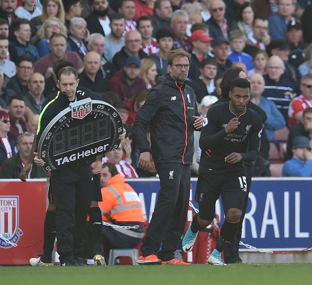 布朗过去6场场均33.3分7.3板7.2助，带队5胜1负