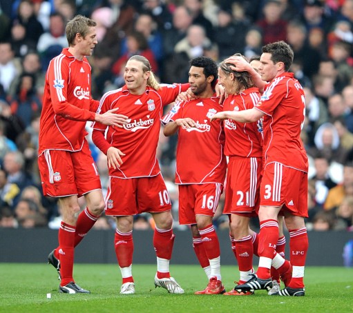 普约尔：我在家里很少谈足球，两个女儿最近才知道我曾效力巴萨（普约尔：家中几乎不聊足球，女儿们最近才知道我曾为巴萨踢球）