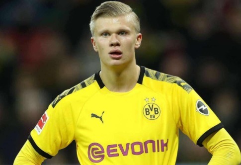 意甲10月最佳球员候选：恰尔汗奥卢、莱奥、安古伊萨在列（意甲10月最佳球员候选名单：恰尔汗奥卢、莱奥、安古伊萨入围）